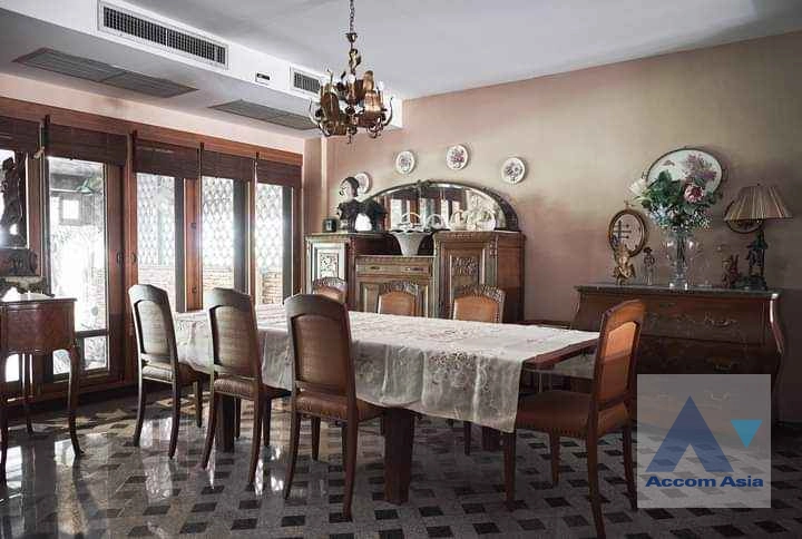 4  3 br Townhouse for rent and sale in Sukhumvit ,Bangkok BTS On Nut at Ban Suan Kasemsuwan AA42245