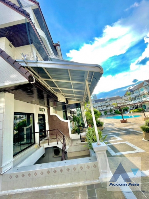  1  4 br Townhouse For Rent in Sukhumvit ,Bangkok BTS Phra khanong at Regent 71 AA42246