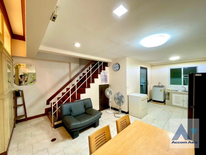 9  4 br Townhouse For Rent in Sukhumvit ,Bangkok BTS Phra khanong at Regent 71 AA42246