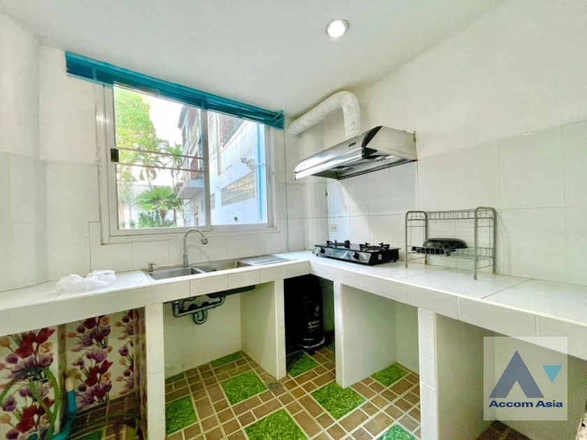 13  4 br Townhouse For Rent in Sukhumvit ,Bangkok BTS Phra khanong at Regent 71 AA42246