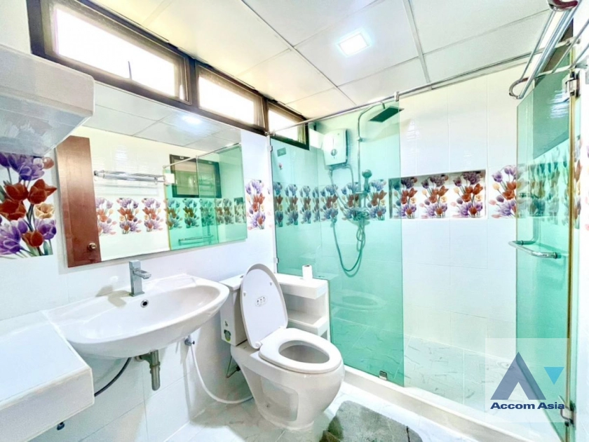 41  4 br Townhouse For Rent in Sukhumvit ,Bangkok BTS Phra khanong at Regent 71 AA42246