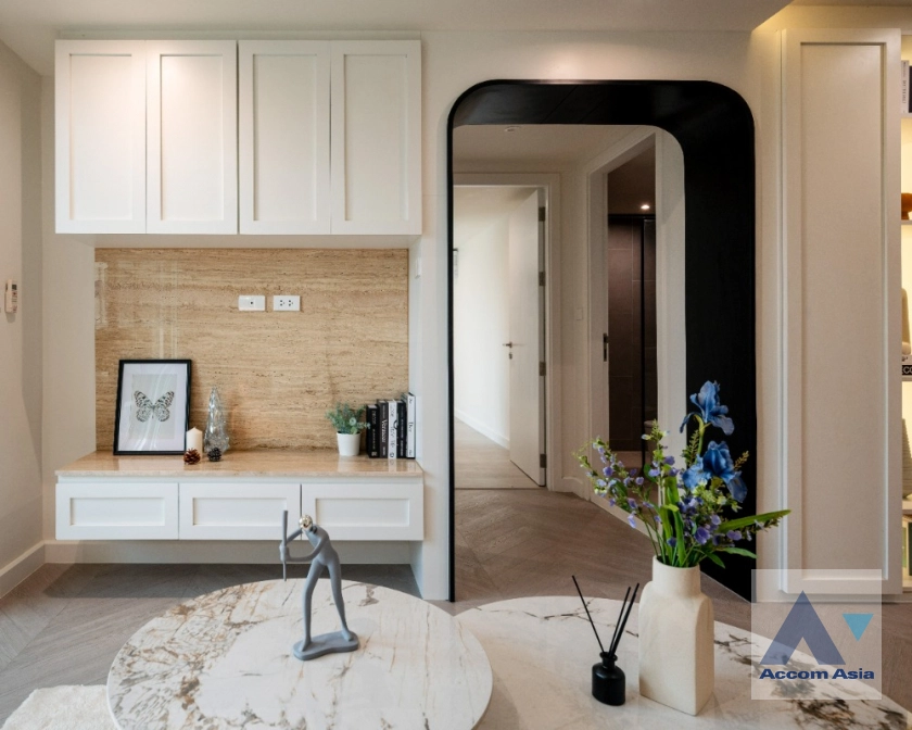 12  3 br Condominium For Sale in Sukhumvit ,Bangkok BTS Ekkamai at Le Nice Ekamai AA42253