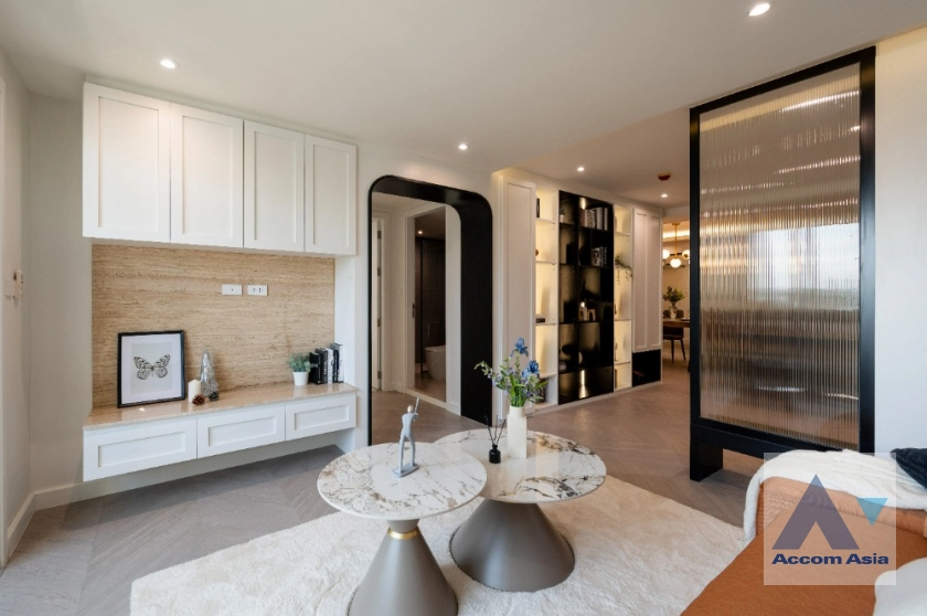 5  3 br Condominium For Sale in Sukhumvit ,Bangkok BTS Ekkamai at Le Nice Ekamai AA42253