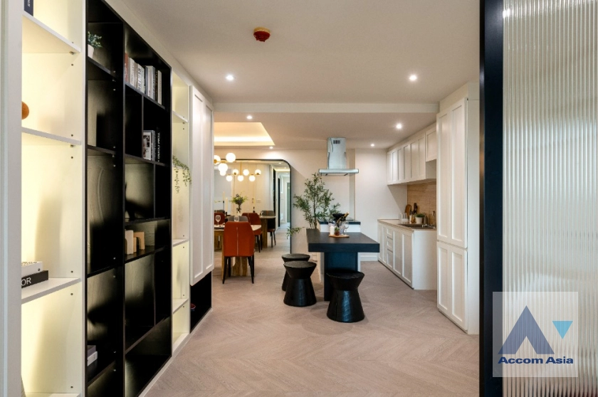 9  3 br Condominium For Sale in Sukhumvit ,Bangkok BTS Ekkamai at Le Nice Ekamai AA42253