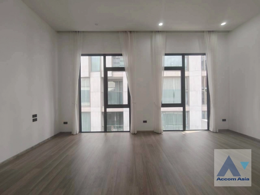 28  4 br Townhouse For Sale in Sukhumvit ,Bangkok BTS Asok AA42261