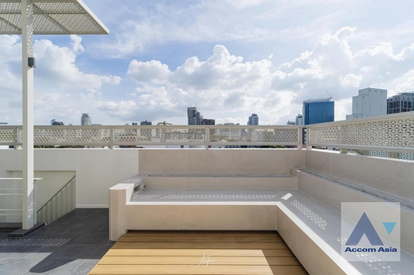 17  3 br House for rent and sale in Sukhumvit ,Bangkok BTS Ekkamai AA42271