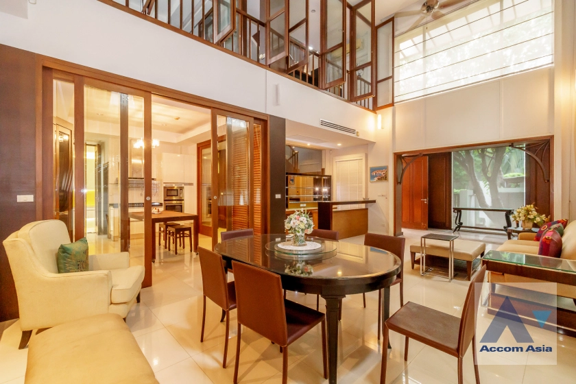  1  3 br House for rent and sale in Ramkhamhaeng ,Bangkok MRT Si Kritha at Baan Issara Rama 9 AA42276