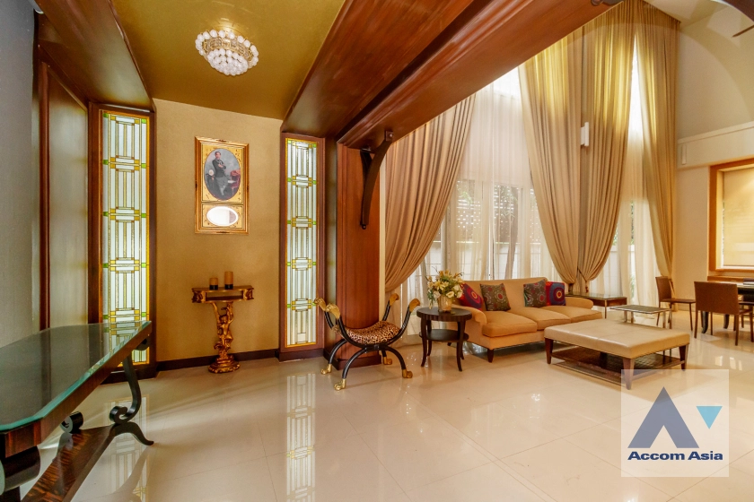 5  3 br House for rent and sale in Ramkhamhaeng ,Bangkok MRT Si Kritha at Baan Issara Rama 9 AA42276