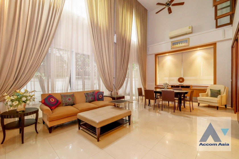 4  3 br House for rent and sale in Ramkhamhaeng ,Bangkok MRT Si Kritha at Baan Issara Rama 9 AA42276