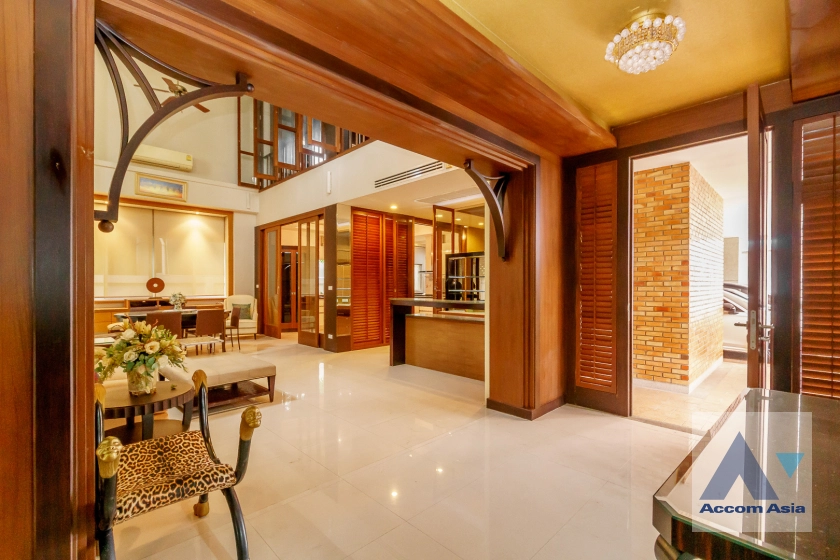 6  3 br House for rent and sale in Ramkhamhaeng ,Bangkok MRT Si Kritha at Baan Issara Rama 9 AA42276