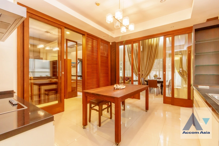 10  3 br House for rent and sale in Ramkhamhaeng ,Bangkok MRT Si Kritha at Baan Issara Rama 9 AA42276