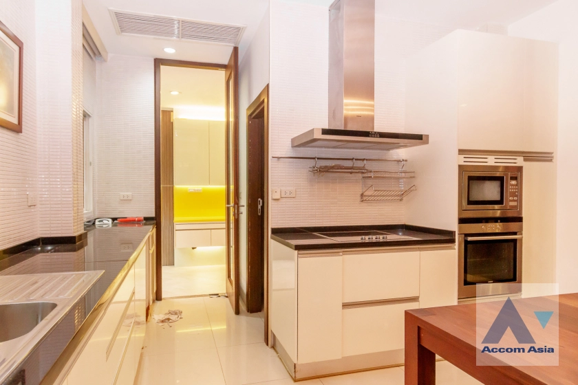 12  3 br House for rent and sale in Ramkhamhaeng ,Bangkok MRT Si Kritha at Baan Issara Rama 9 AA42276