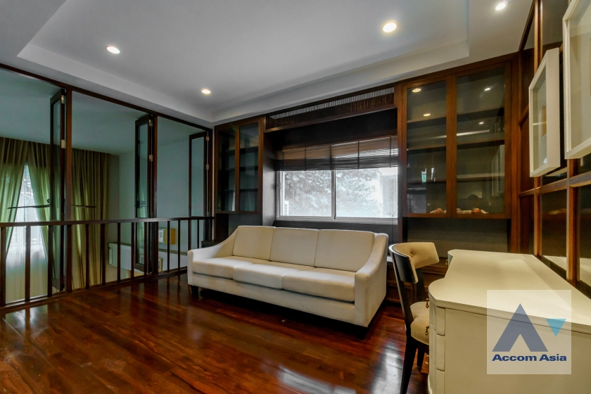 17  3 br House for rent and sale in Ramkhamhaeng ,Bangkok MRT Si Kritha at Baan Issara Rama 9 AA42276