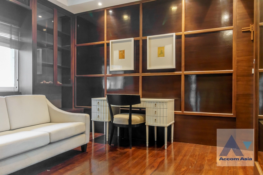 19  3 br House for rent and sale in Ramkhamhaeng ,Bangkok MRT Si Kritha at Baan Issara Rama 9 AA42276