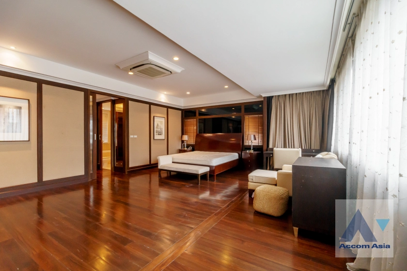 21  3 br House for rent and sale in Ramkhamhaeng ,Bangkok MRT Si Kritha at Baan Issara Rama 9 AA42276