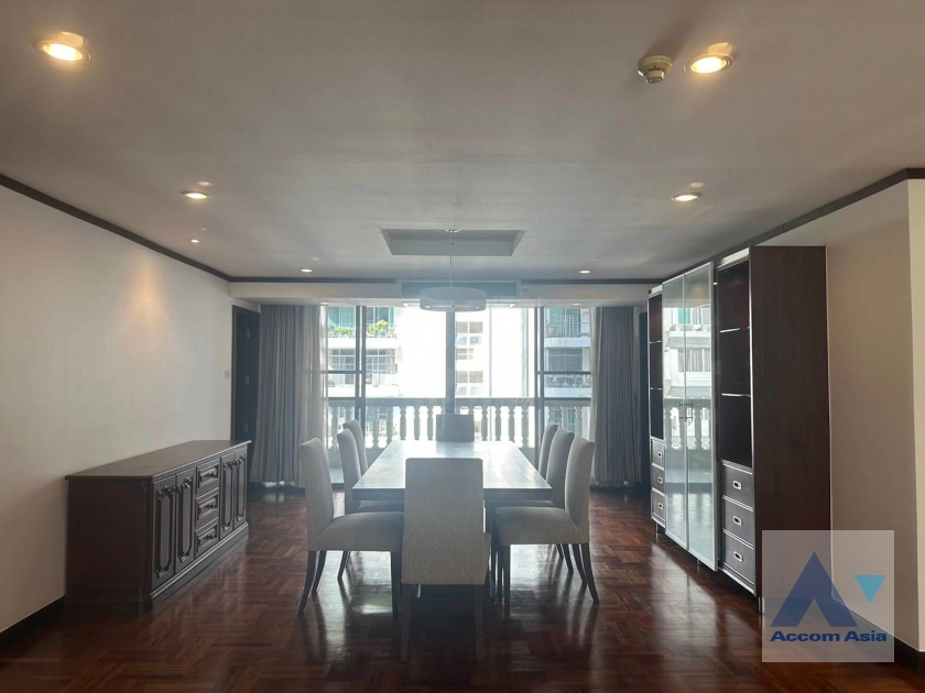  1  3 br Apartment For Rent in Sukhumvit ,Bangkok BTS Phrom Phong at Family Size Residence Starting at 280 Sqm AA42286