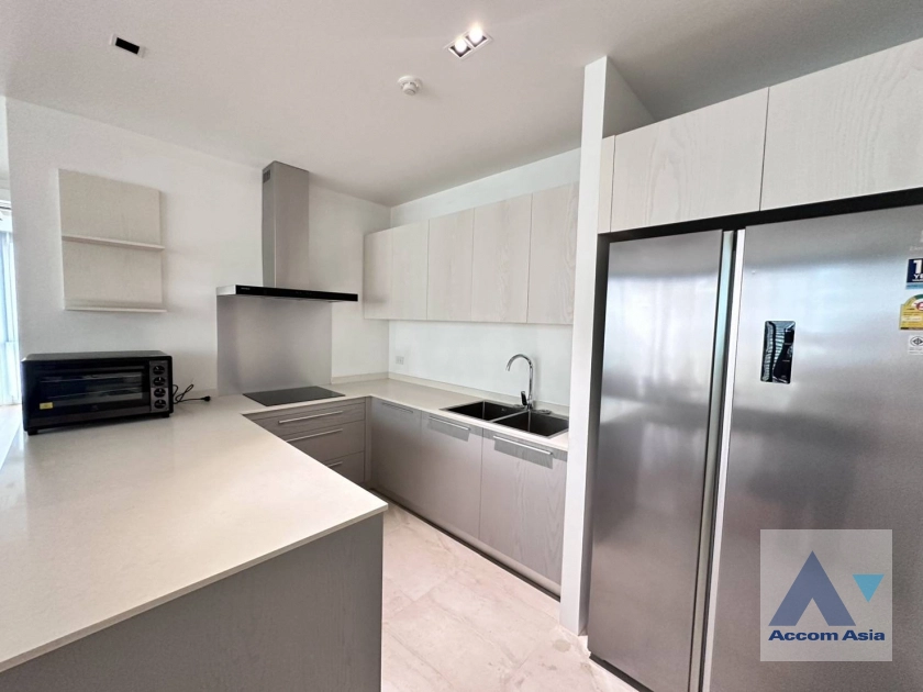 unit 2 Bedrooms  Apartment For Rent in Sukhumvit, Bangkok  near BTS Thong Lo (AA42288)