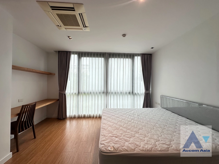 unit 2 Bedrooms  Apartment For Rent in Sukhumvit, Bangkok  near BTS Thong Lo (AA42288)