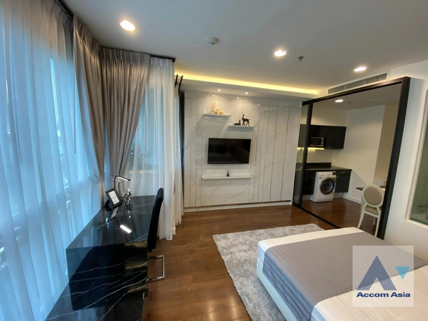 Fully Furnished |  The Address Chidlom Condominium  1 Bedroom for Rent BTS Chitlom in Ploenchit Bangkok