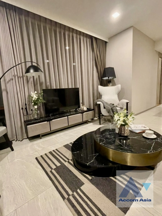 unit 2 Bedrooms  Condominium For Rent in Sukhumvit, Bangkok  near BTS Asok - MRT Sukhumvit (AA42309)
