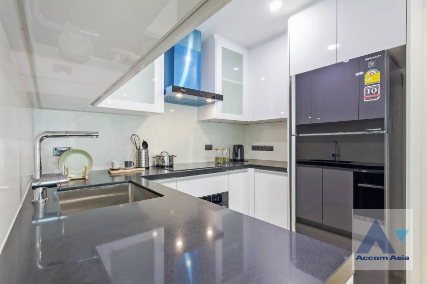 6  2 br Apartment For Rent in Sukhumvit ,Bangkok BTS Ekkamai at New Modern Classic Apartment, Near Main Street AA42311