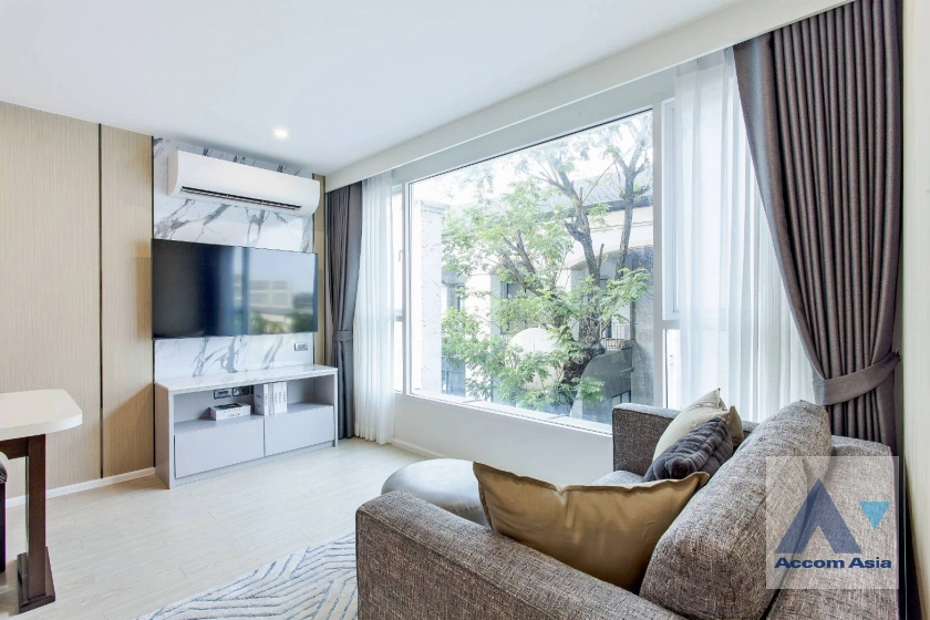  2  2 br Apartment For Rent in Sukhumvit ,Bangkok BTS Ekkamai at New Modern Classic Apartment, Near Main Street AA42311