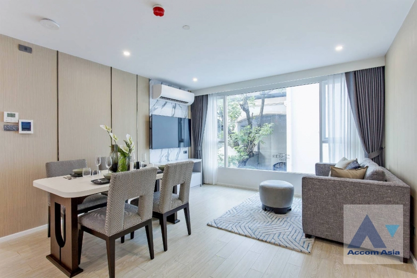 unitPet friendly |  2 Bedrooms  Apartment For Rent in Sukhumvit, Bangkok  near BTS Ekkamai (AA42311)