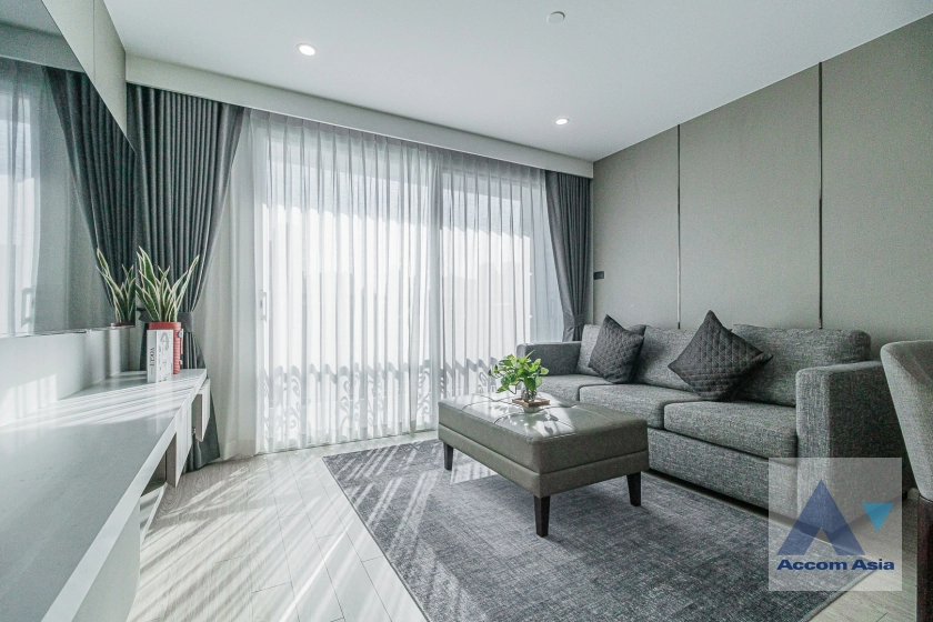 unitPet friendly |  2 Bedrooms  Apartment For Rent in Sukhumvit, Bangkok  near BTS Ekkamai (AA42312)