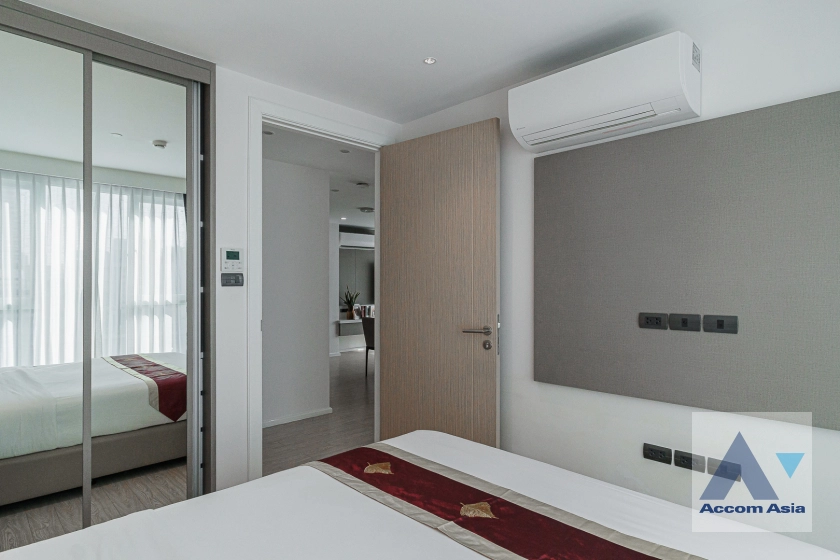 12  2 br Apartment For Rent in Sukhumvit ,Bangkok BTS Ekkamai at New Modern Classic Apartment, Near Main Street AA42312