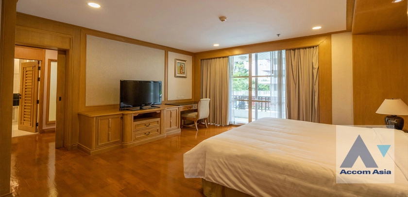 5  2 br Apartment For Rent in Sukhumvit ,Bangkok BTS Phrom Phong at Classic Style - High Standard Apartment in a Prime Location AA42313