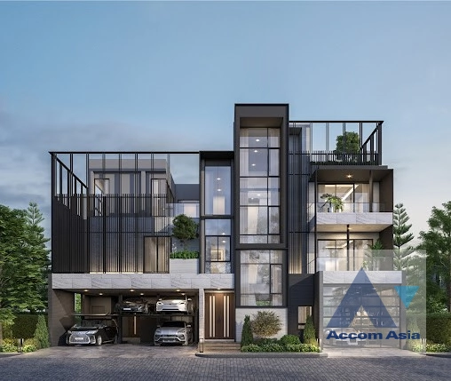 Private Swimming Pool | 95E1 Ninety Five East One House  4 Bedroom for Sale MRT Lat Phrao in Latphrao Bangkok