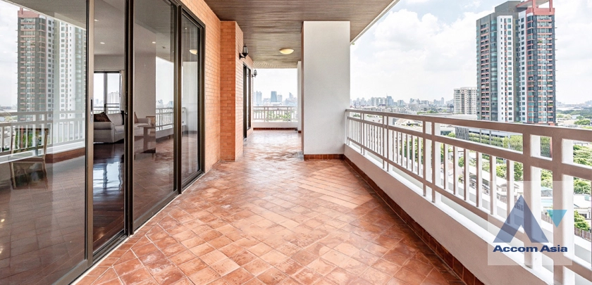  1  4 br Apartment for rent and sale in Sathorn ,Bangkok BRT Thanon Chan at Spacious Residence Situated on Chan Road AA42315