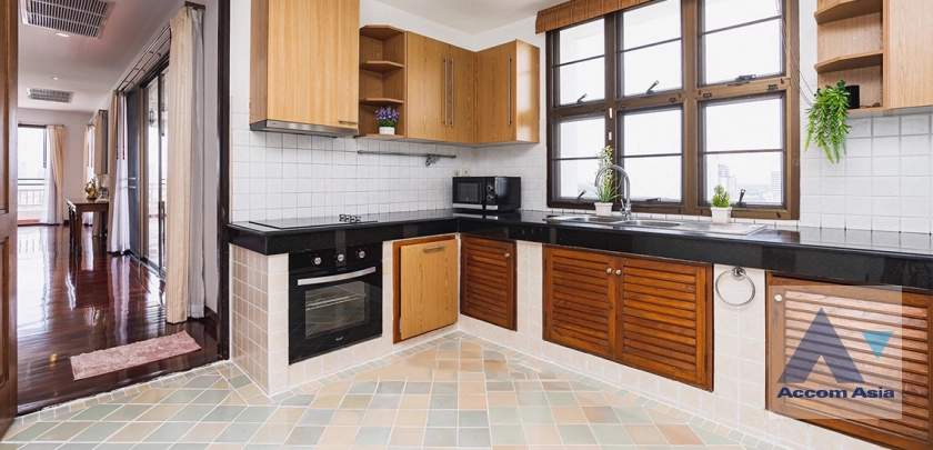 12  4 br Apartment for rent and sale in Sathorn ,Bangkok BRT Thanon Chan at Spacious Residence Situated on Chan Road AA42315