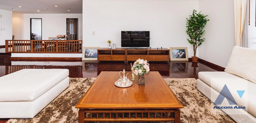  1  4 br Apartment for rent and sale in Sathorn ,Bangkok BRT Thanon Chan at Spacious Residence Situated on Chan Road AA42315