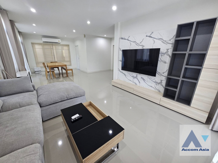  1  4 br House For Rent in Pattanakarn ,Bangkok ARL Ban Thap Chang at H-CAPE Serene Bangna-Sukaphiban 2 AA42350