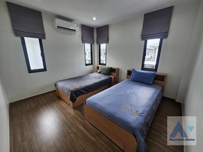 13  4 br House For Rent in Pattanakarn ,Bangkok ARL Ban Thap Chang at H-CAPE Serene Bangna-Sukaphiban 2 AA42350