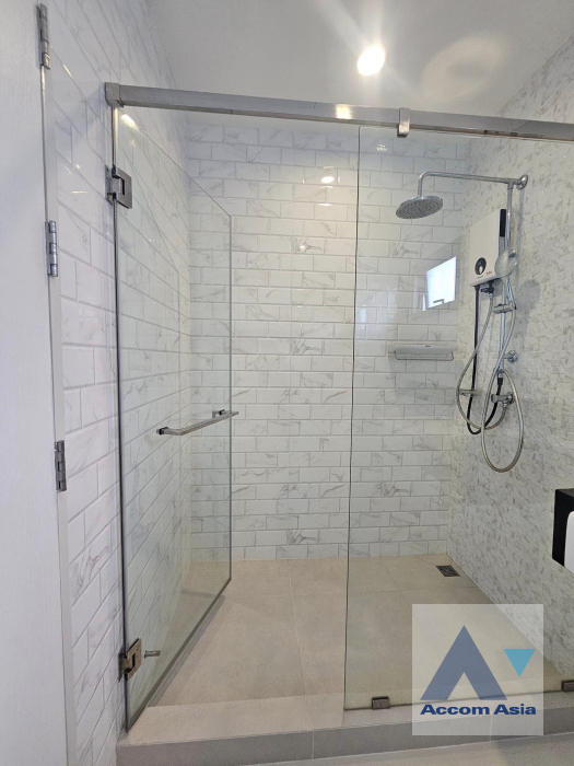 18  4 br House For Rent in Pattanakarn ,Bangkok ARL Ban Thap Chang at H-CAPE Serene Bangna-Sukaphiban 2 AA42350