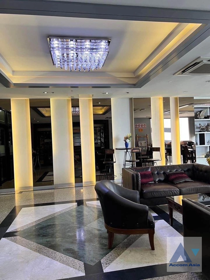  1  2 br Condominium for rent and sale in Ploenchit ,Bangkok BTS Ploenchit at Witthayu Complex AA42373