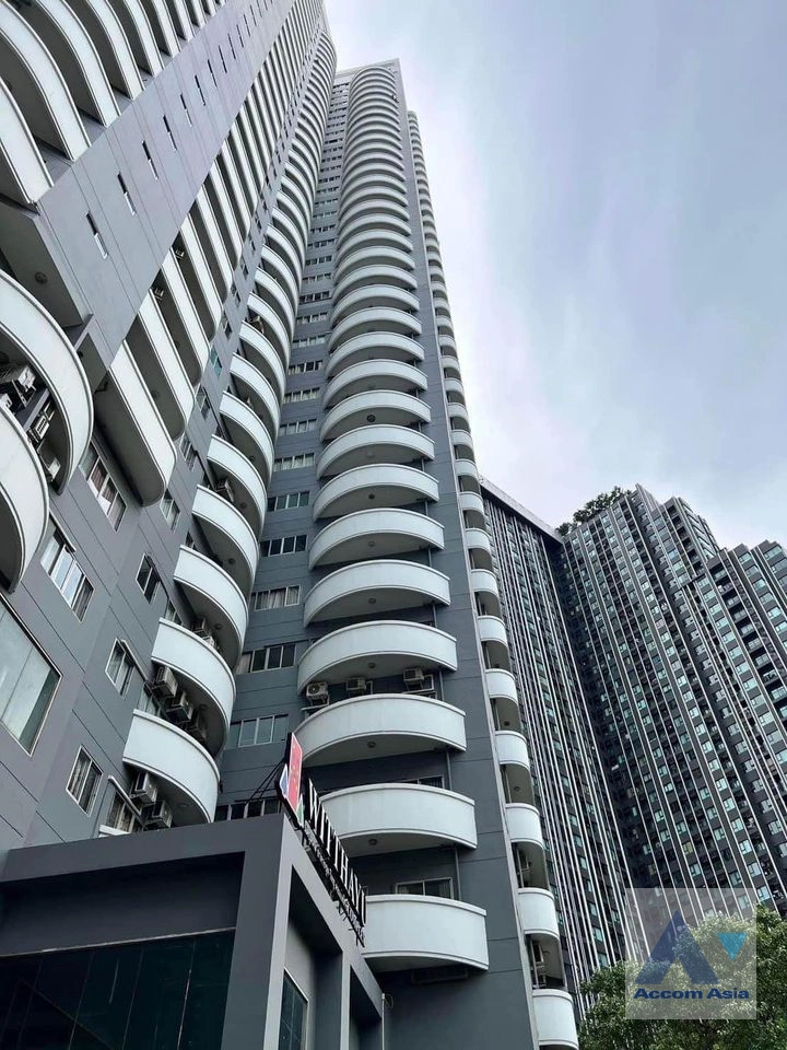  Witthayu Complex Condominium  2 Bedroom for Sale & Rent BTS Ploenchit in Ploenchit Bangkok