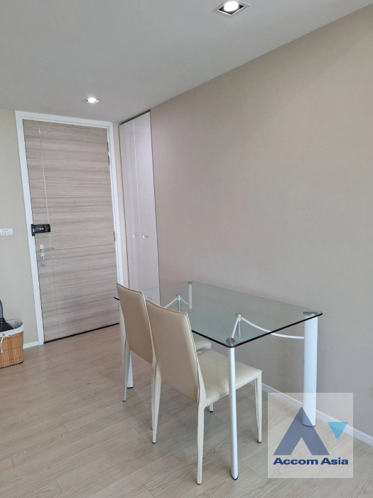 unit 1 Bedroom  Condominium For Rent in Sukhumvit, Bangkok  near BTS Asok (AA42383)