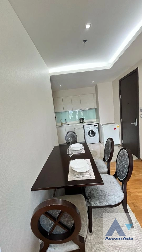 unit 2 Bedrooms  Condominium For Rent in Sukhumvit, Bangkok  near BTS Thong Lo (AA42384)