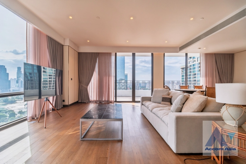 5  3 br Condominium for rent and sale in Ploenchit ,Bangkok BTS Ploenchit at MUNIQ Langsuan AA42385