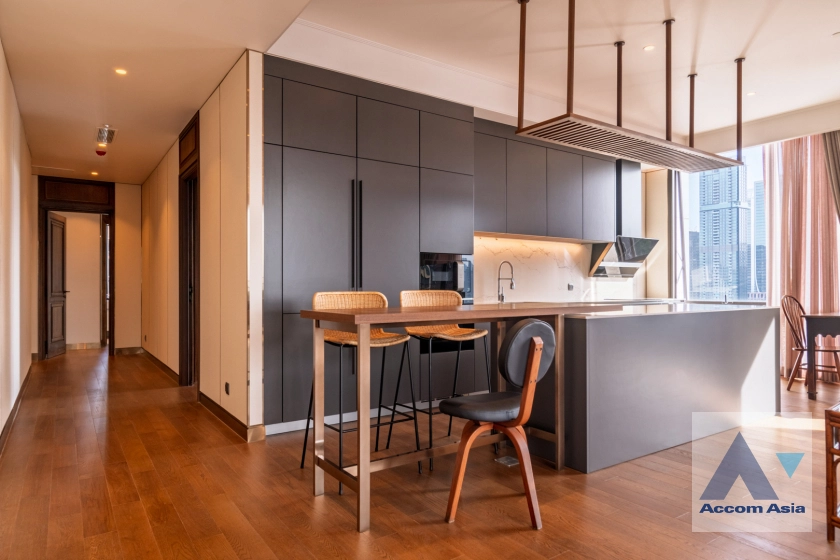 9  3 br Condominium for rent and sale in Ploenchit ,Bangkok BTS Ploenchit at MUNIQ Langsuan AA42385