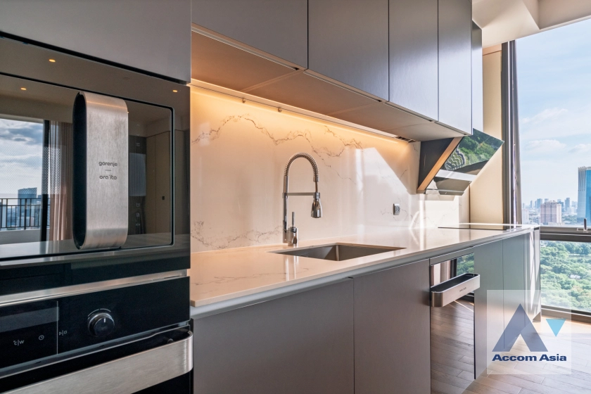 11  3 br Condominium for rent and sale in Ploenchit ,Bangkok BTS Ploenchit at MUNIQ Langsuan AA42385