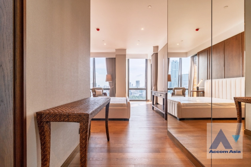 22  3 br Condominium for rent and sale in Ploenchit ,Bangkok BTS Ploenchit at MUNIQ Langsuan AA42385