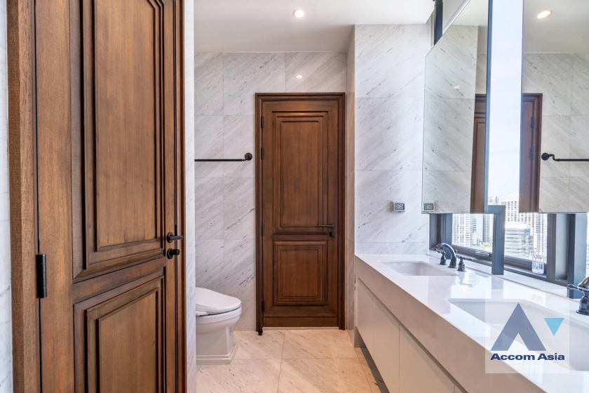 27  3 br Condominium for rent and sale in Ploenchit ,Bangkok BTS Ploenchit at MUNIQ Langsuan AA42385