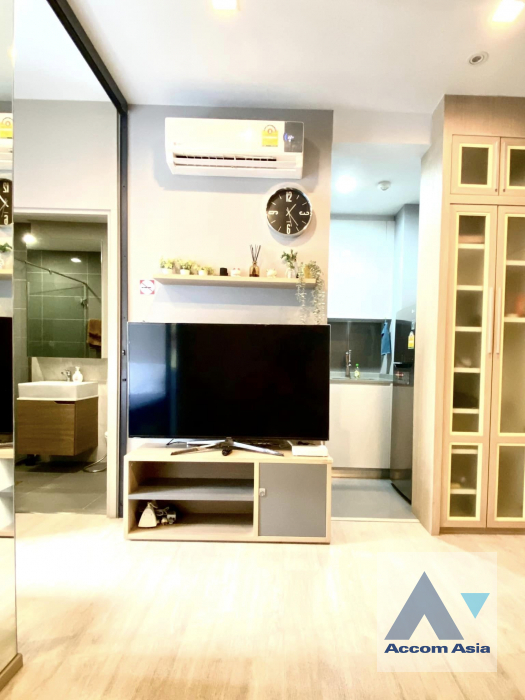 unit 1 Bedroom  Condominium For Sale in Sukhumvit, Bangkok  near BTS Ekkamai (AA42401)