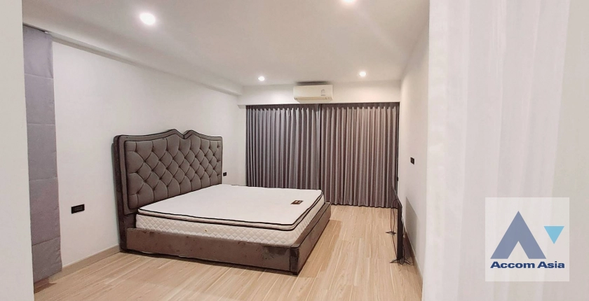 12  1 br Apartment For Rent in Sukhumvit ,Bangkok BTS Punnawithi at Urban Space Sukhumvit 101 AA42402