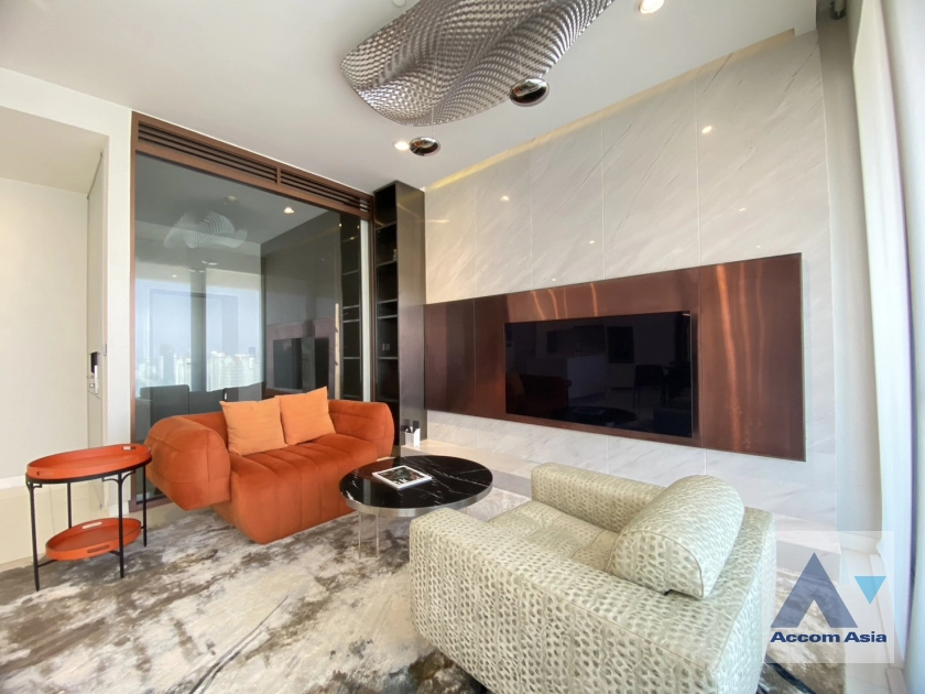 unit 2 Bedrooms  Condominium For Rent in Sukhumvit, Bangkok  near BTS Phrom Phong (AA42414)