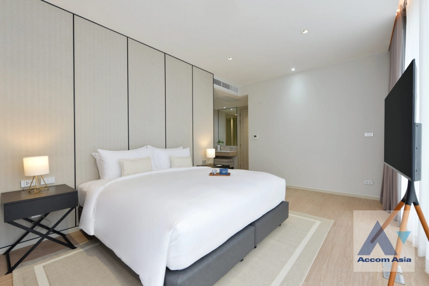 5  3 br Apartment for rent and sale in Sukhumvit ,Bangkok BTS Asok at New Modern Apartment 750m from Asok Interchange AA42415